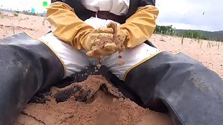 gripe in the sandbox